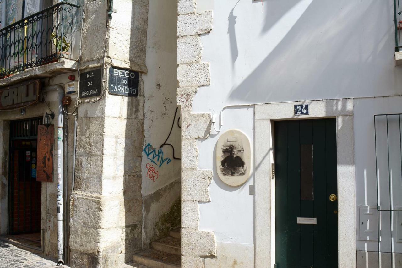Alfama 88, By Home With A View Lisbona Esterno foto