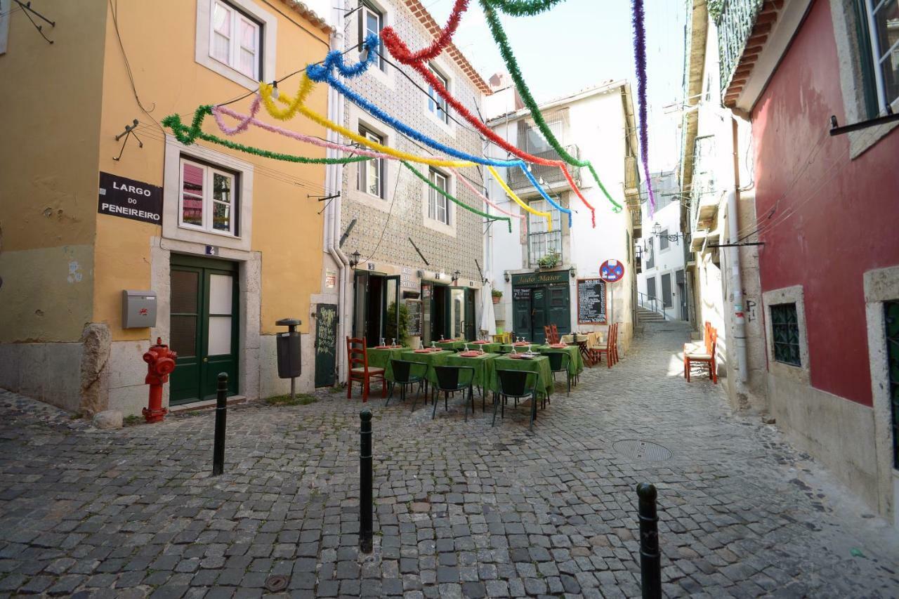 Alfama 88, By Home With A View Lisbona Esterno foto