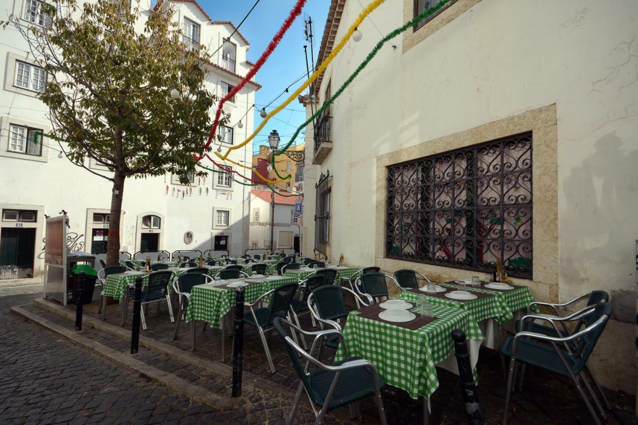 Alfama 88, By Home With A View Lisbona Esterno foto